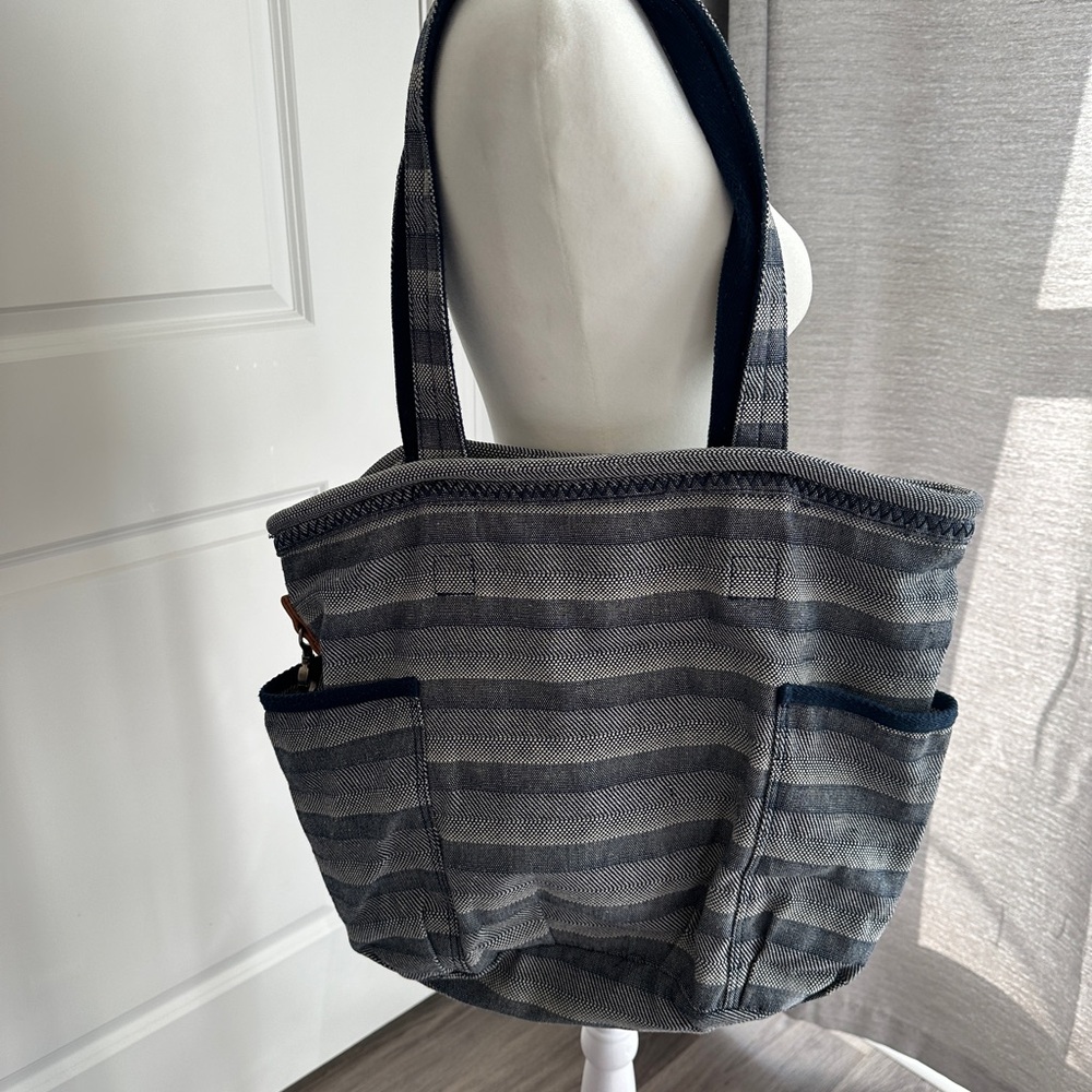 Thirty-One Striped Tote in Gray and Navy